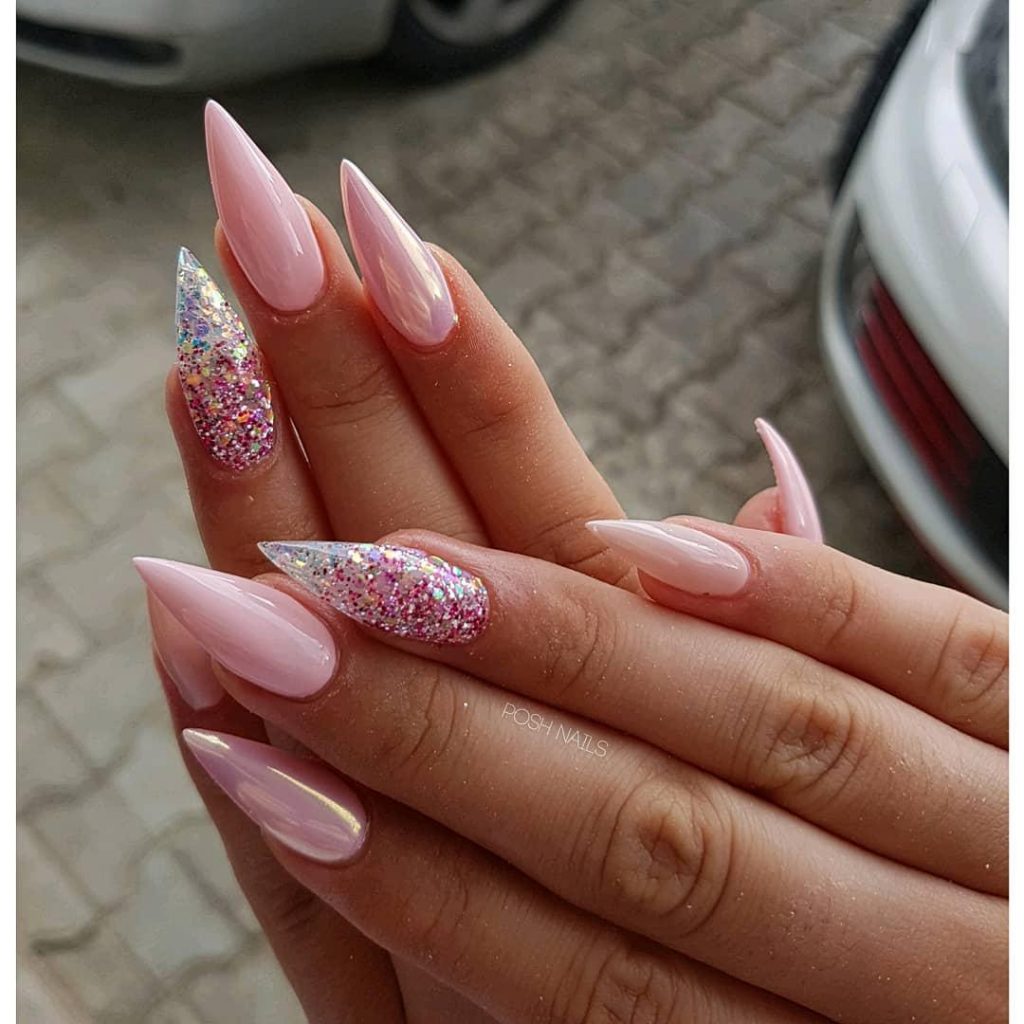 مجله ناخن | آموزشگاه کاشت ناخن با ژل ، آموزشگاه کاشت ناخن پونک ، آموزشگاه کاشت ناخن شهران ، آموزشگاه کاشت ناخن فنی حرفه ای